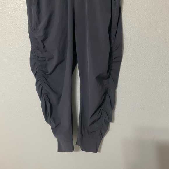 Athleta Attitude Crop Pant, Gray color Knit waistband for ease of movement B10 - Picture 8 of 15